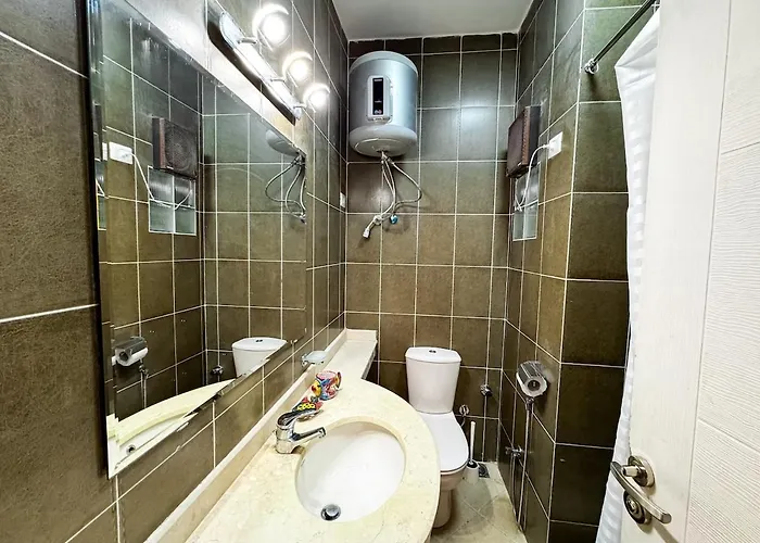 2bdr Pool View In Einbay L Free Access *